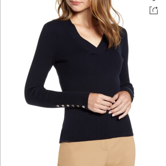 Tommy Hilfiger Sweaters - Tommy Hilfiger V Neck Sweater